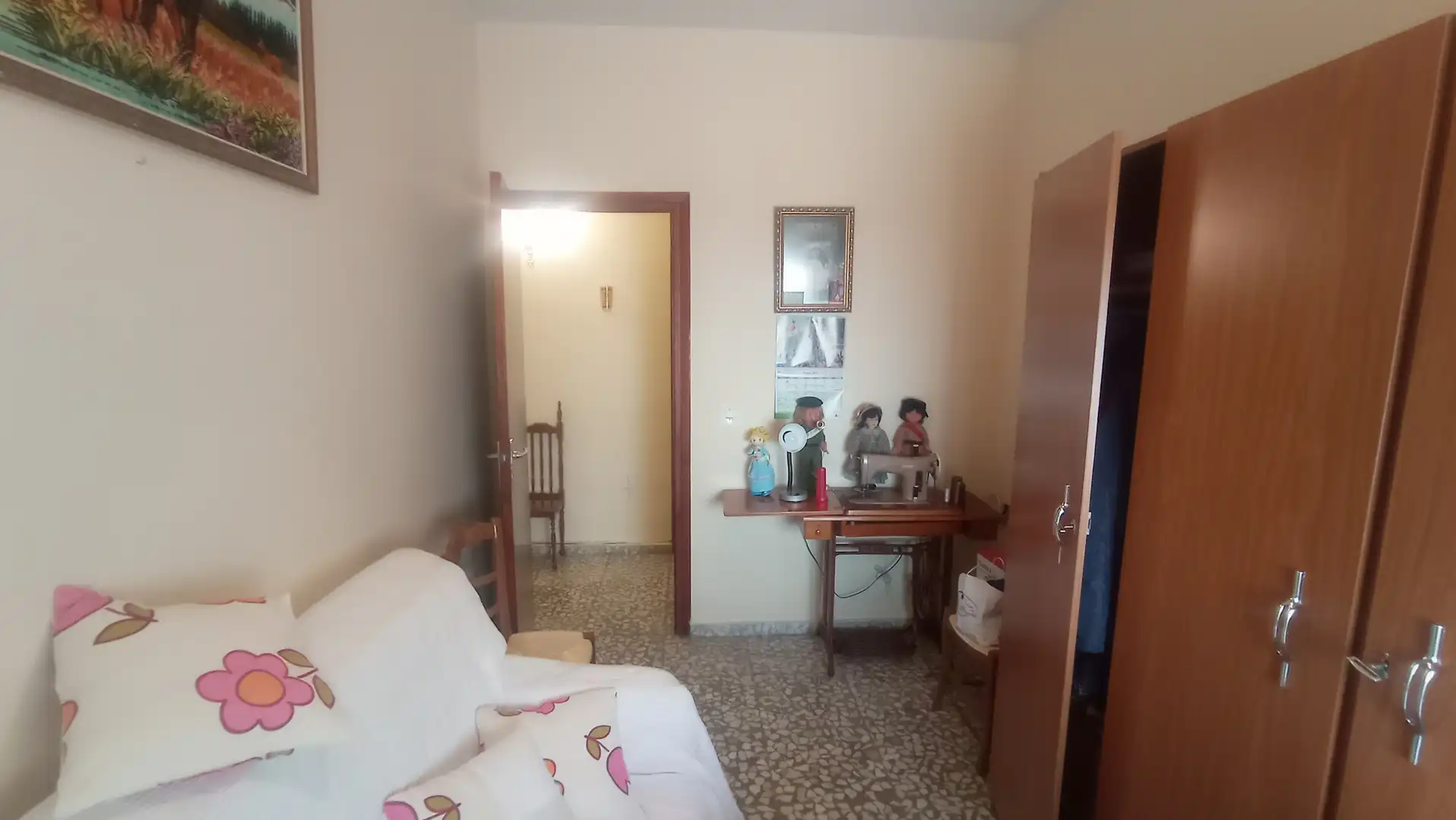 Sala d'estar de Casa o xalet en venda en Miguelturra amb Aire condicionat, Traster i Moblat