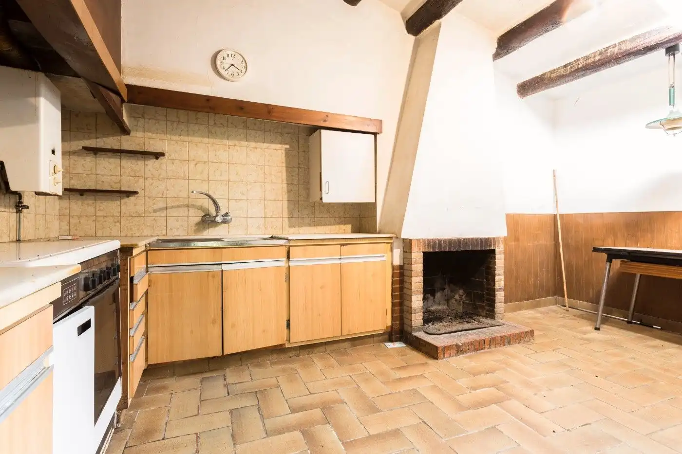 Cuina de Casa o xalet en venda en Saus, Camallera i Llampaies amb Calefacció, Terrassa i Traster