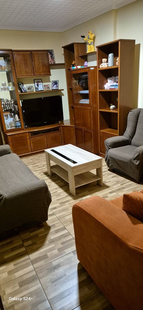 Sala de estar de Piso en venta en  Logroño con Calefacción y Amueblado