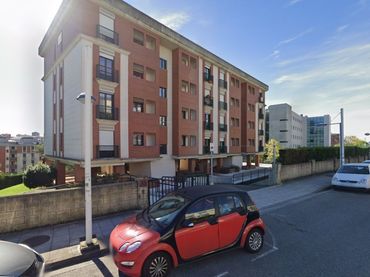Aparcament en venda a Avenida de Cantabria