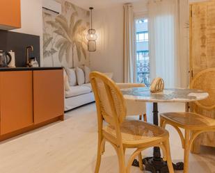 Dormitori de Apartament per a compartir en  Madrid Capital amb Aire condicionat i Terrassa