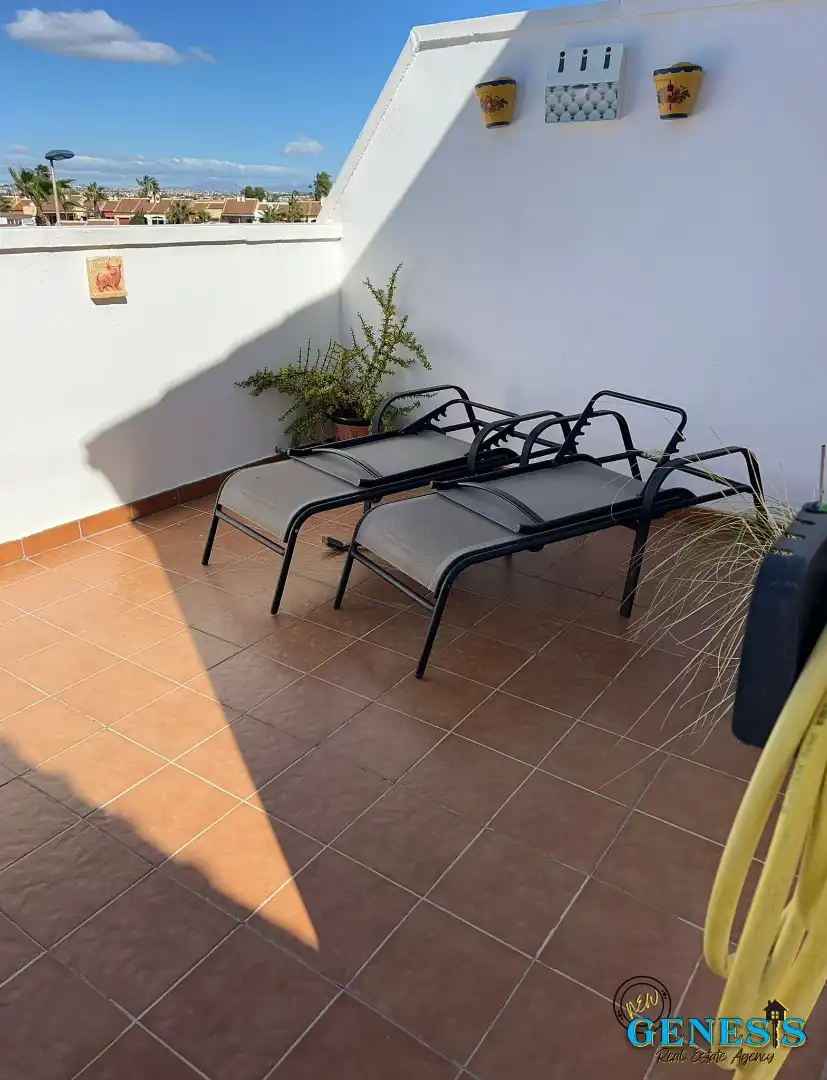 Semi-detached house with terrace for sale in Calle del Lago 45, imagen 15
