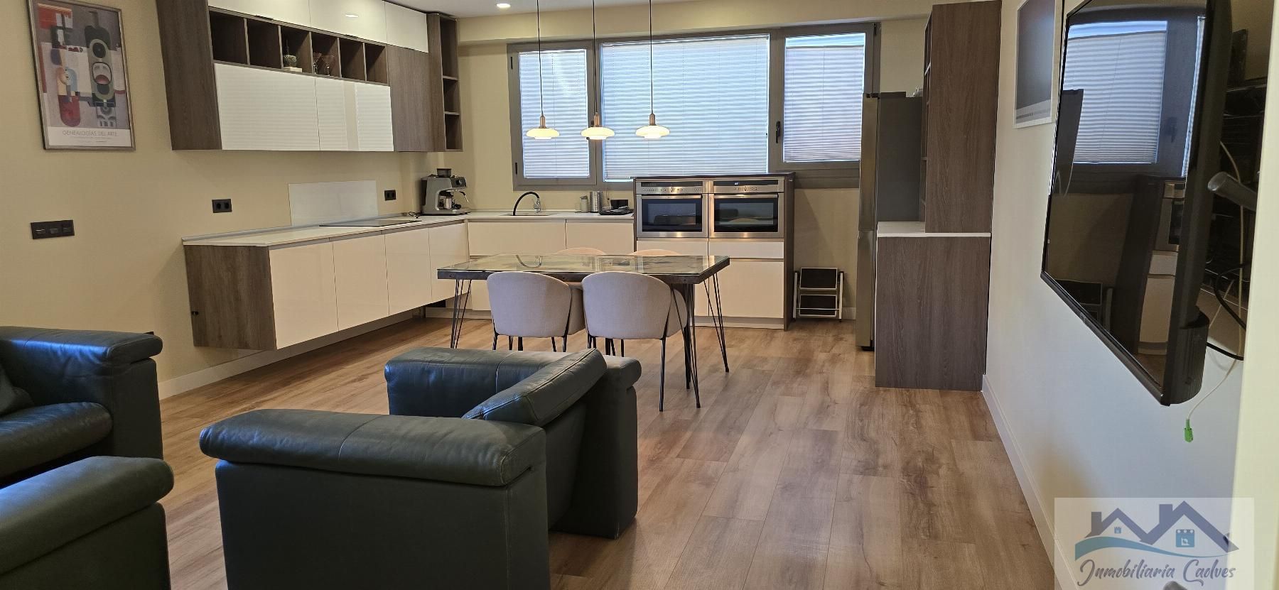 Cocina de Ático de alquiler en  Madrid Capital con Aire acondicionado, Calefacción y Terraza