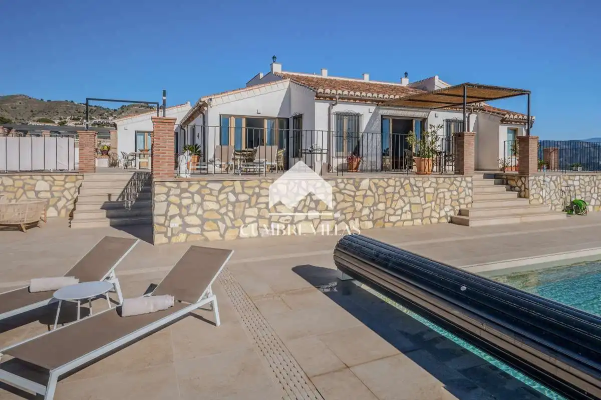 Exterior view of Houses for sale in Almuñécar  with Private garden, Terrace and Storage room