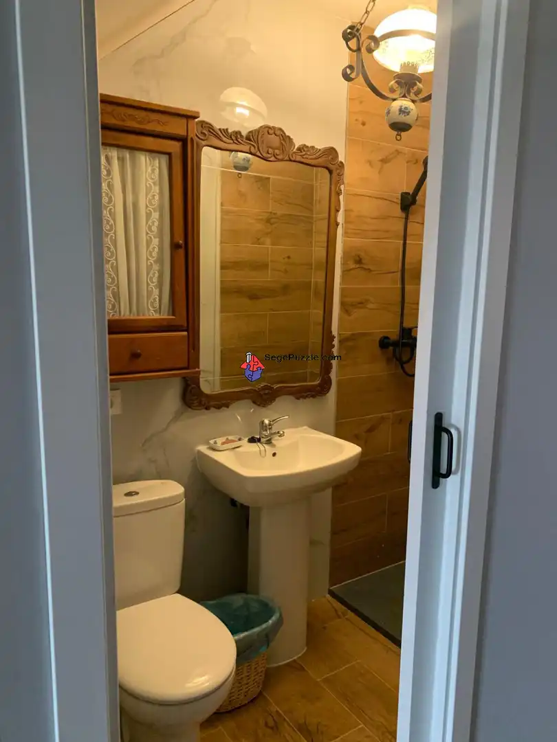 Baño de Casa o chalet de alquiler en Segovia con Calefacción, Terraza y Amueblado