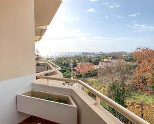 Exterior view of Flat for sale in Estepona  with Air Conditioner, Terrace and Balcony
