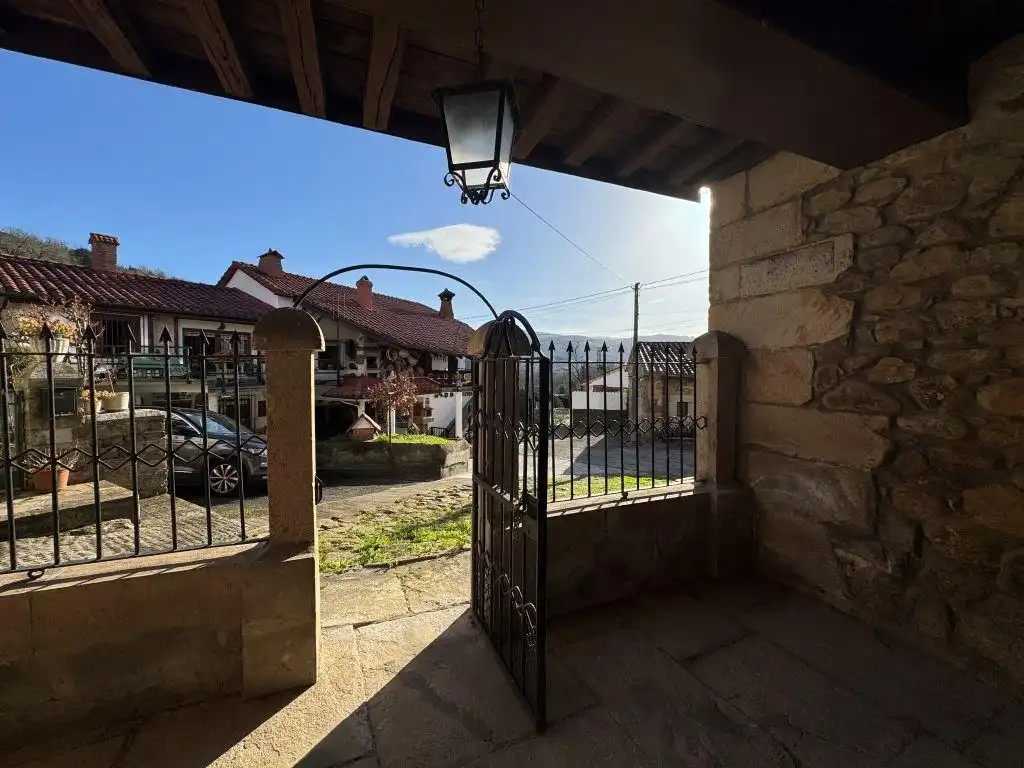Vista exterior de Casa o chalet en venta en Arenas de Iguña con Jardín privado, Terraza y Trastero