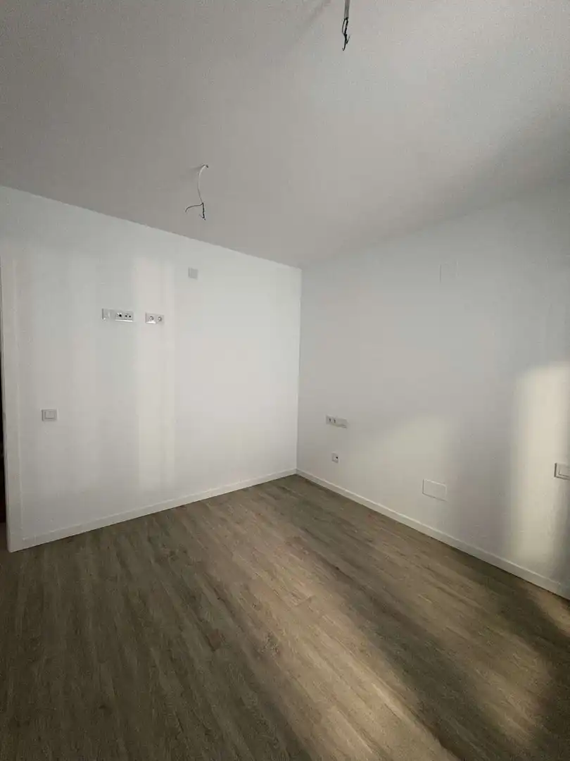Dormitori de Apartament en venda en Málaga amb Parquet, Terrassa i Piscina
