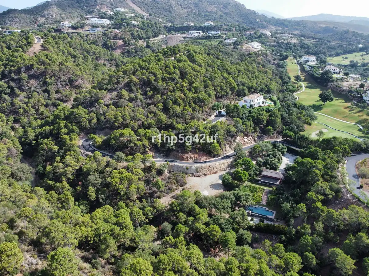 Chalet con piscina en venta en Calle Benahavis, imagen 4