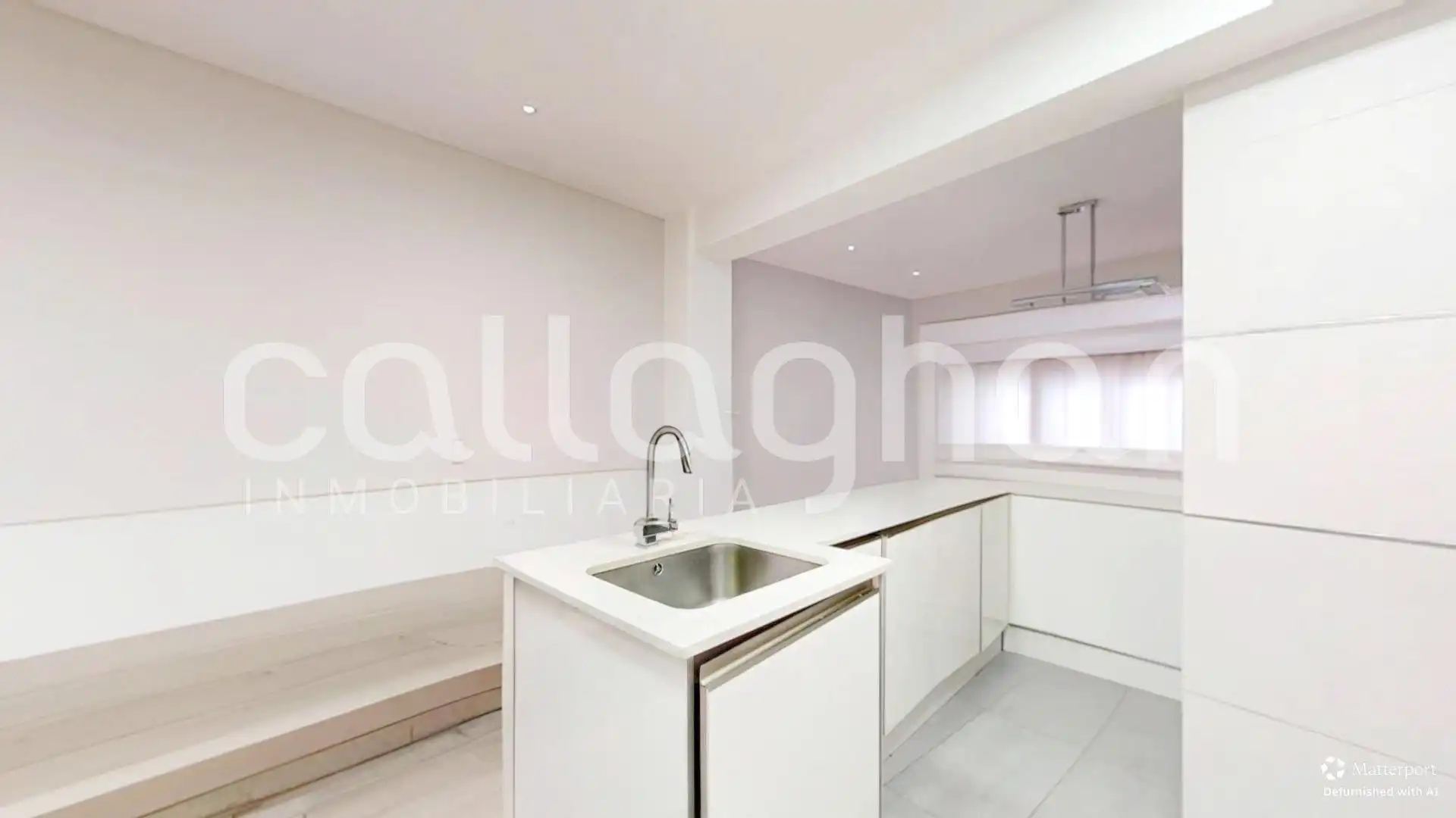 Kitchen of Flat for sale in Valencia  with Air Conditioner, Heating and Furnished