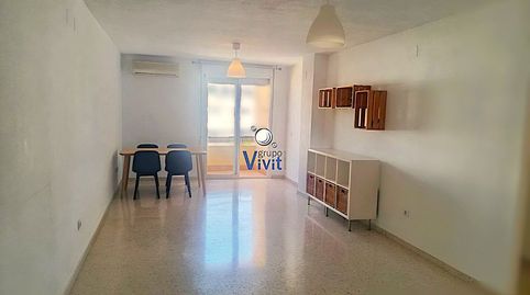 Foto 2 de Piso de alquiler en La Paz, Alcalá de Guadaira