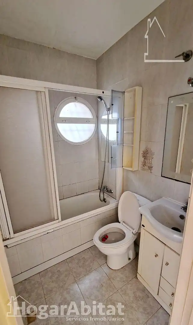 Piso en venta en Calle Águilas, Zona Carrefour - Urbanizaciones
