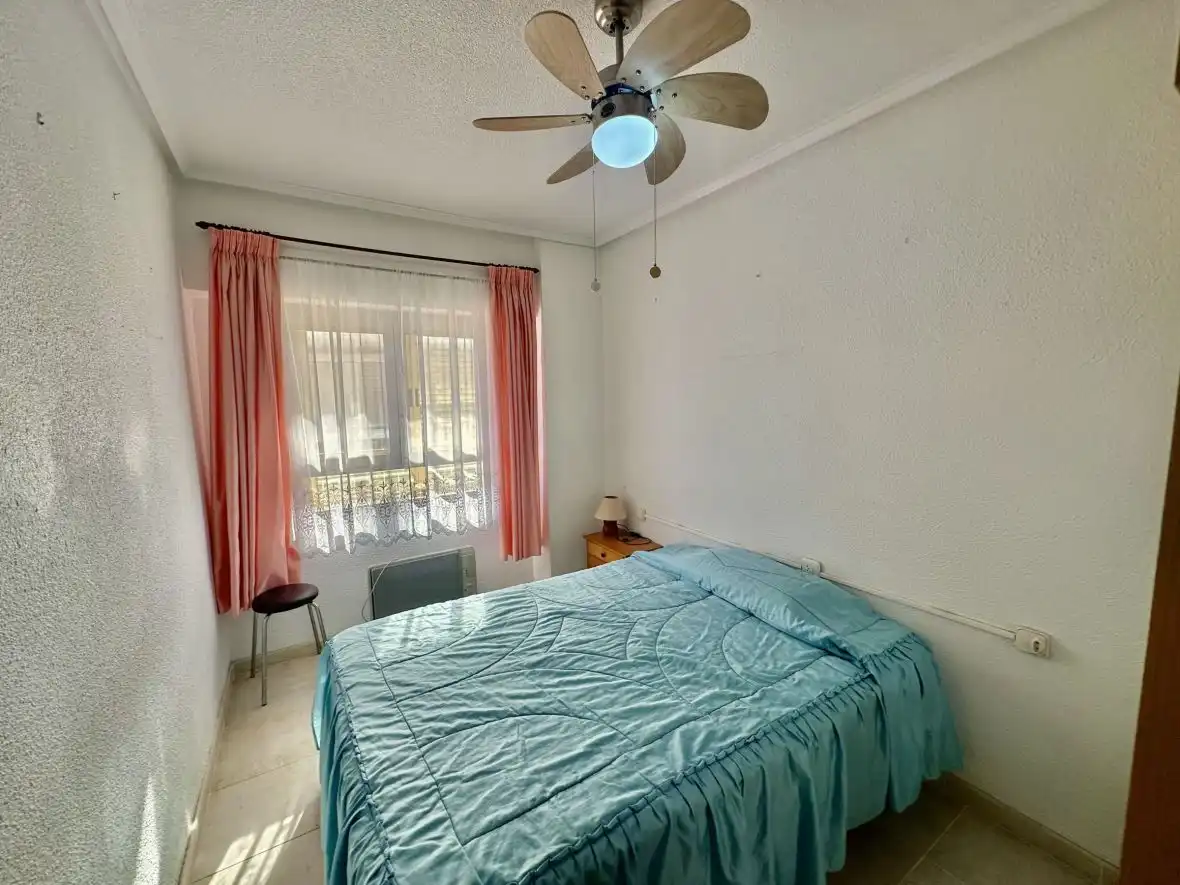Schlafzimmer von Wohnungen zum Verkauf in Santa Pola mit Heizung, Terrasse und Abstellraum