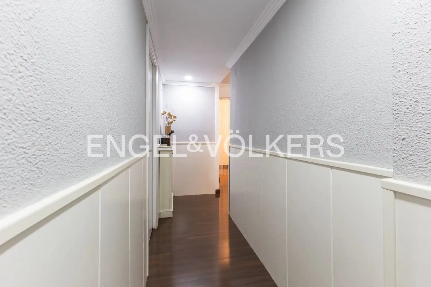 Wohnung zum Verkauf in Valencia mit Klimaanlage, Heizung und Parkett
