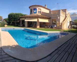 Piscina de Casa o xalet de lloguer en Dénia amb Aire condicionat, Terrassa i Piscina