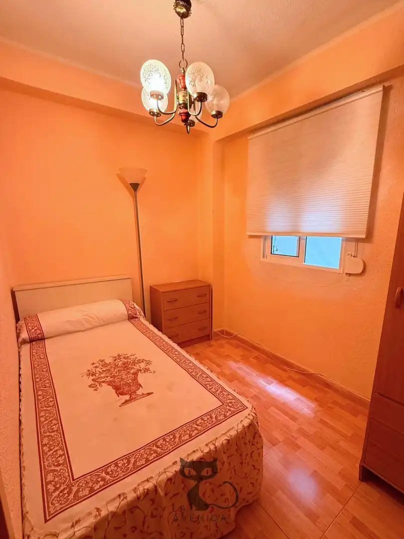 Dormitori de Apartament en venda en Mislata amb Aire condicionat, Calefacció i Balcó