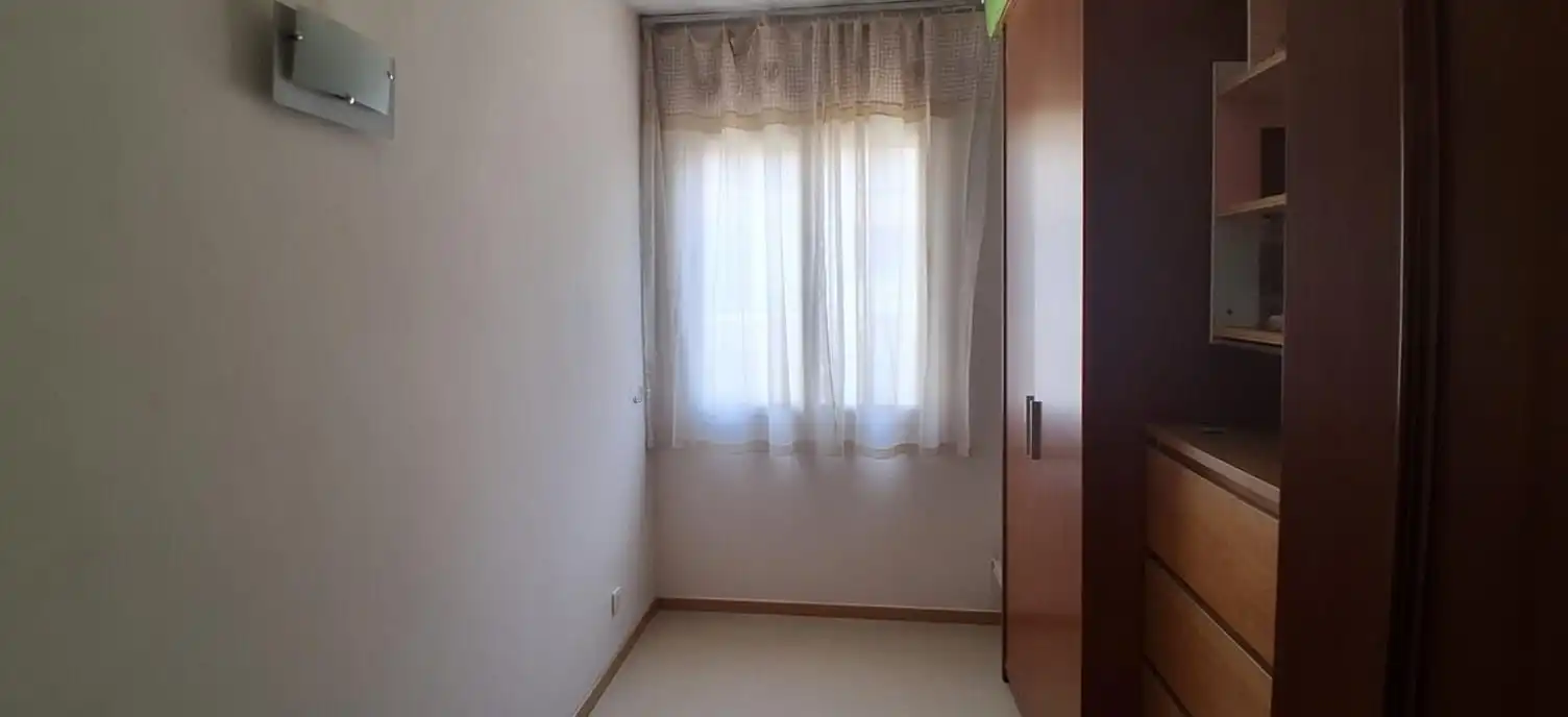 Schlafzimmer von Wohnung zum Verkauf in Sabadell mit Klimaanlage, Heizung und Möbliert