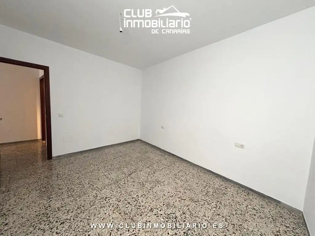 Flat for rent in Carretera General del sur, Tincer