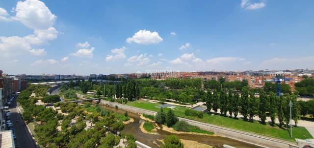 Piso en Venta en Comillas