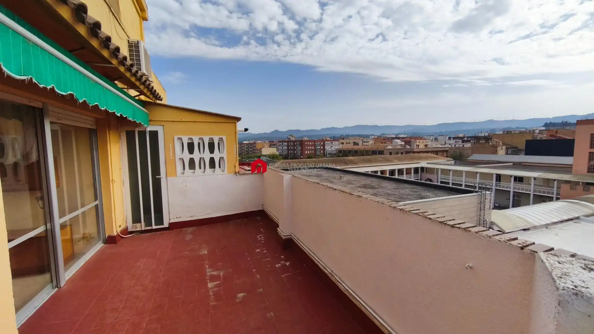 Terrasse von Dachboden zum Verkauf in Tortosa mit Klimaanlage, Heizung und Terrasse