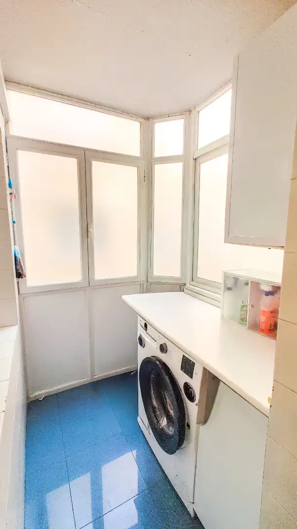 Baño de Piso en venta en Madrid con Aire acondicionado, Calefacción y Jardín privado