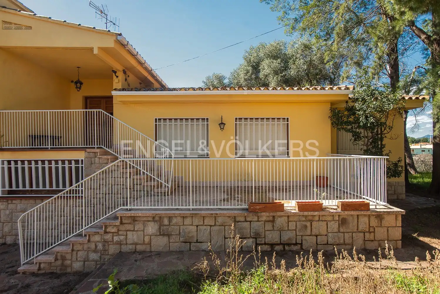 Vista exterior de Casa o chalet en venta en Vila-real con Aire acondicionado, Calefacción y Jardín privado