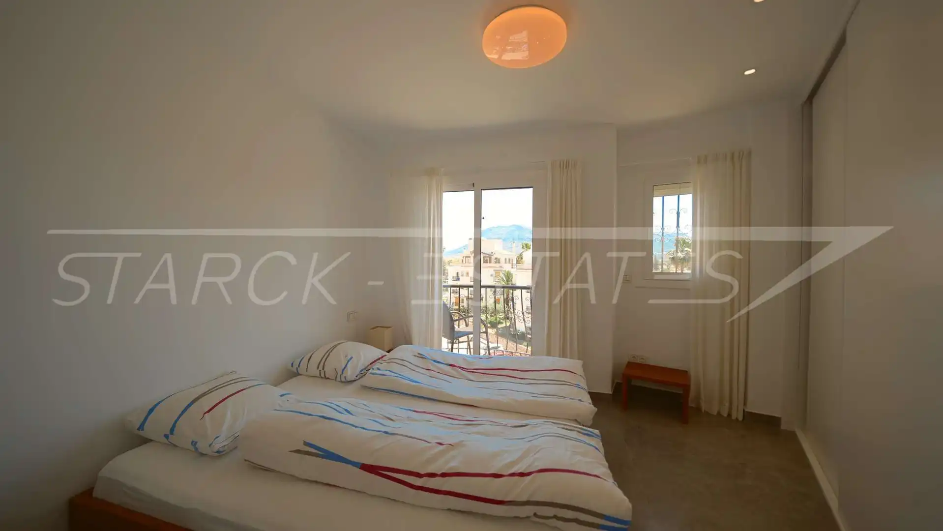 Habitación de Ático en venta en Dénia con Aire acondicionado, Jardín privado y Piscina