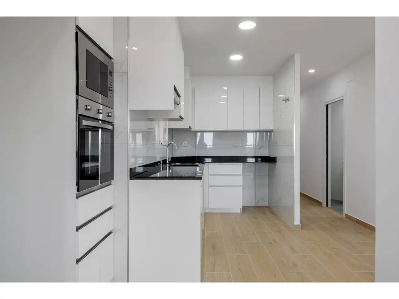 Cocina de Piso en venta en Valencia con Balcón