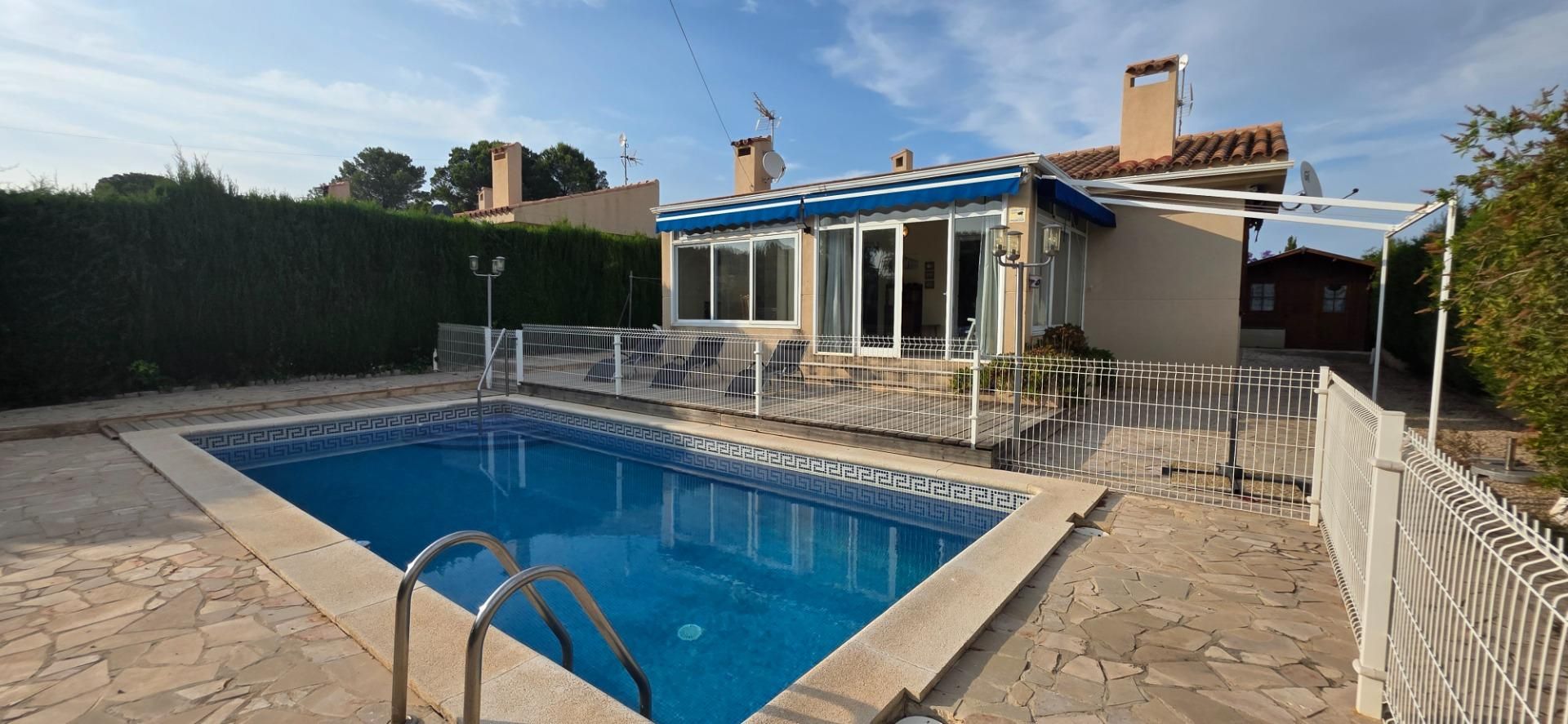 Swimming pool of House or chalet for sale in L'Ametlla de Mar   with Air Conditioner, Heating and Private garden
