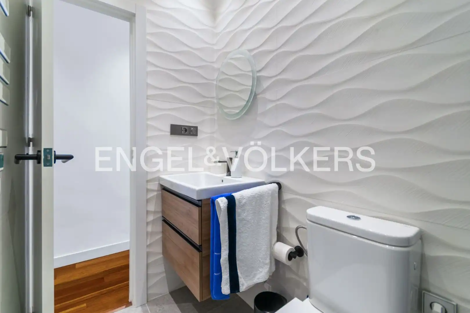 Penthouse with terrace to rent in Ciutat Vella, imagen 17