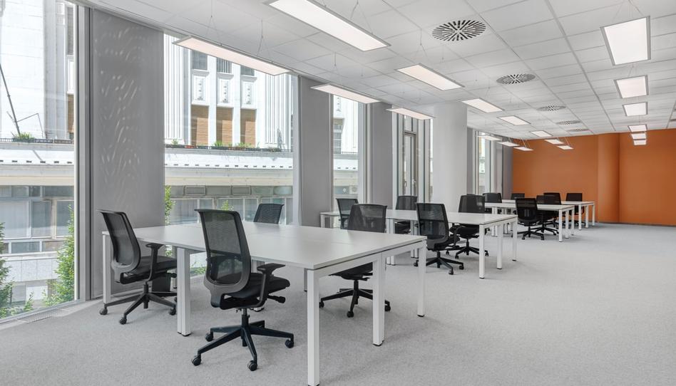 Foto 1 de Oficina de lloguer a Carrer de Can Ràbia, 3-5, Les Tres Torres, Barcelona