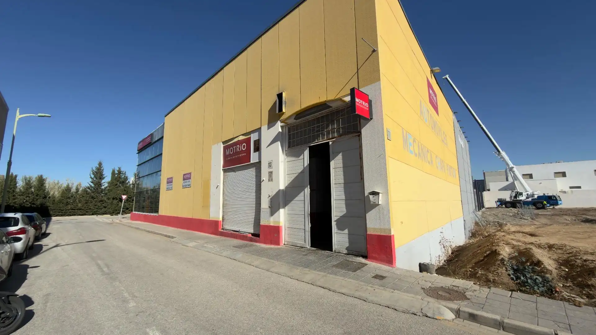 Nave industrial en venta en La Zubia Ciudad