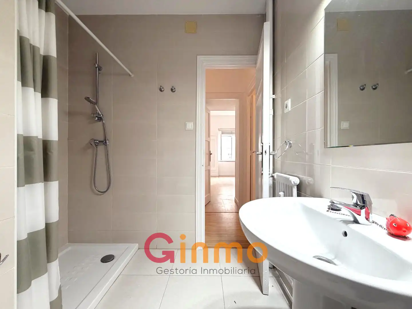Bedroom of Flat for rent in Madrid