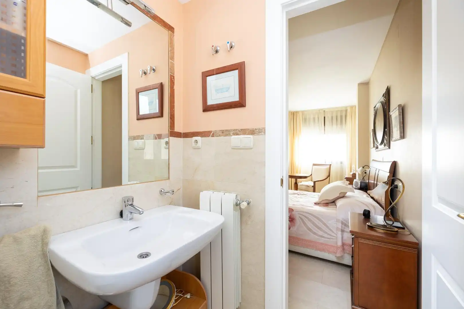 Bathroom of Houses for sale in Granada  with Heating, Private garden and Terrace