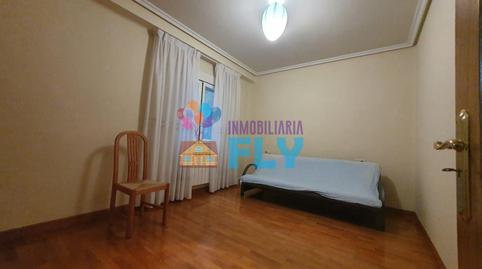 Foto 2 de Pis en venda a Avda de Buenos Aires, Universidad, Ourense