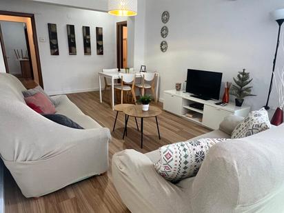 Sala d'estar de Pis de lloguer en  Valencia Capital amb Aire condicionat, Parquet i Moblat