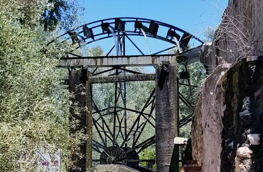 Casa adosada en venda en Cuevas de San Marcos amb Calefacció, Terrassa i Alarma