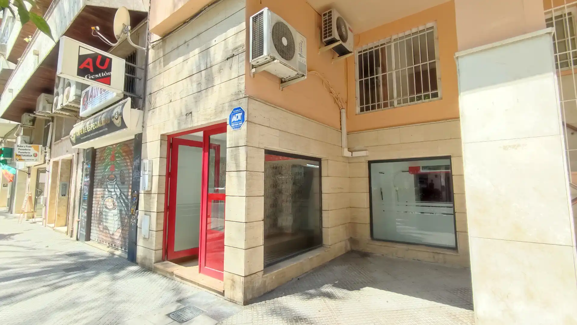 Business premises for sale in Paseo Independencia 59, imagen 2