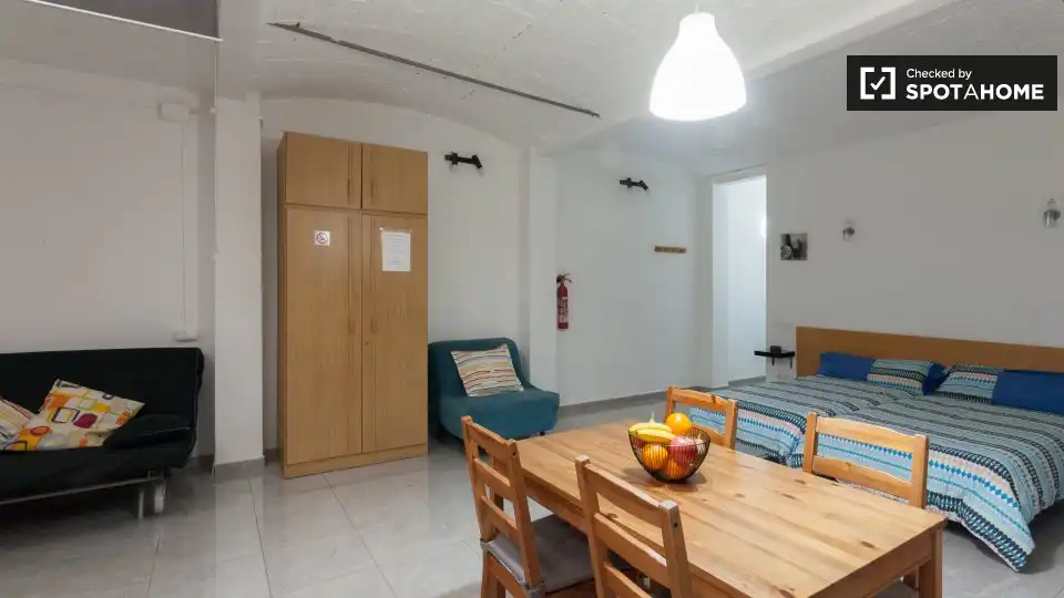 Room in El Poblenou