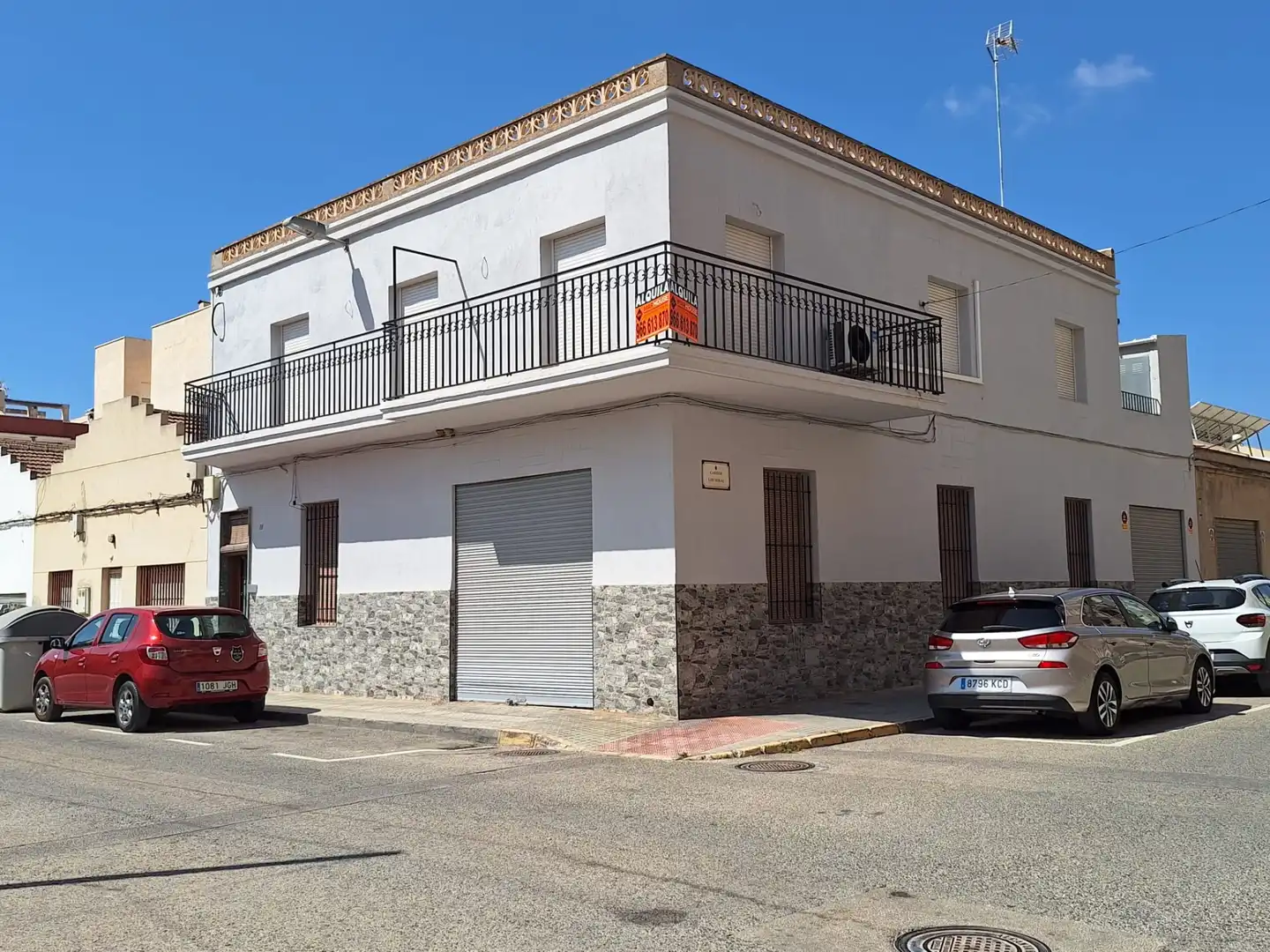 Vista exterior de Piso de alquiler en Elche / Elx con Aire acondicionado y Balcón