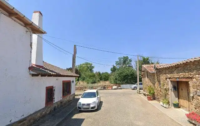 Vista exterior de Casa adosada en venda en Valderrey