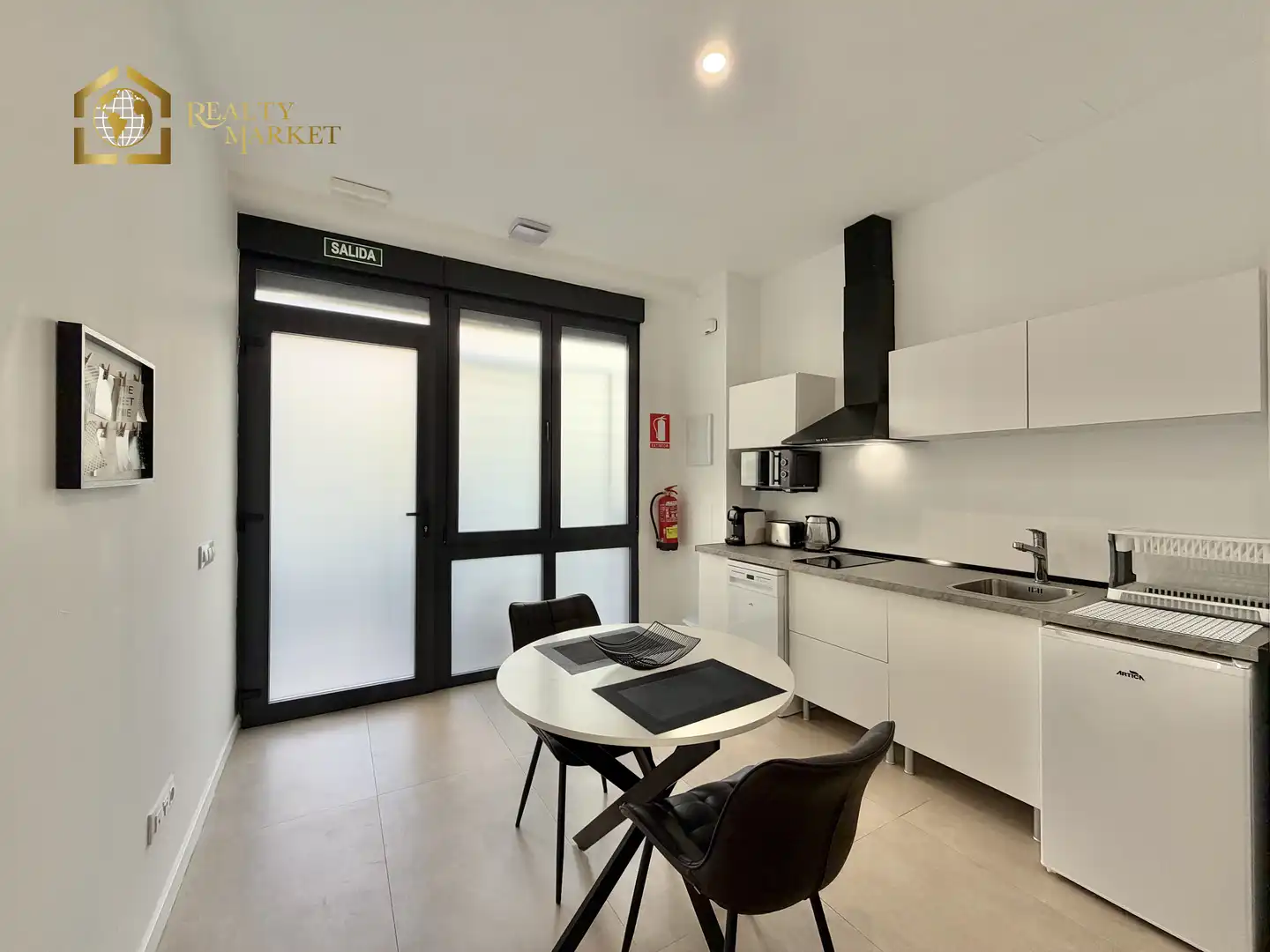 Kitchen of Ground floor for sale in Algirós