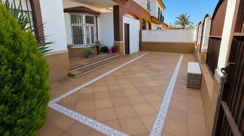 Foto 2 de Casa adosada en venda a Las Palmeras - Dehesilla, Sanlúcar de Barrameda