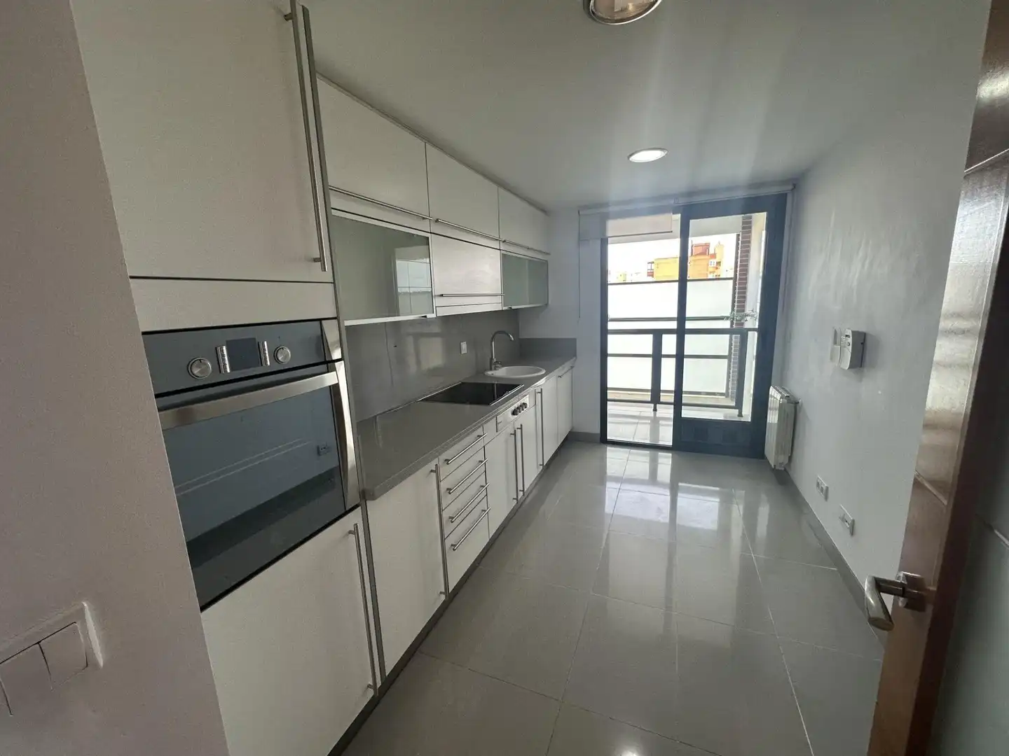 Cocina de Piso de alquiler en Alicante / Alacant con Aire acondicionado y Piscina comunitaria