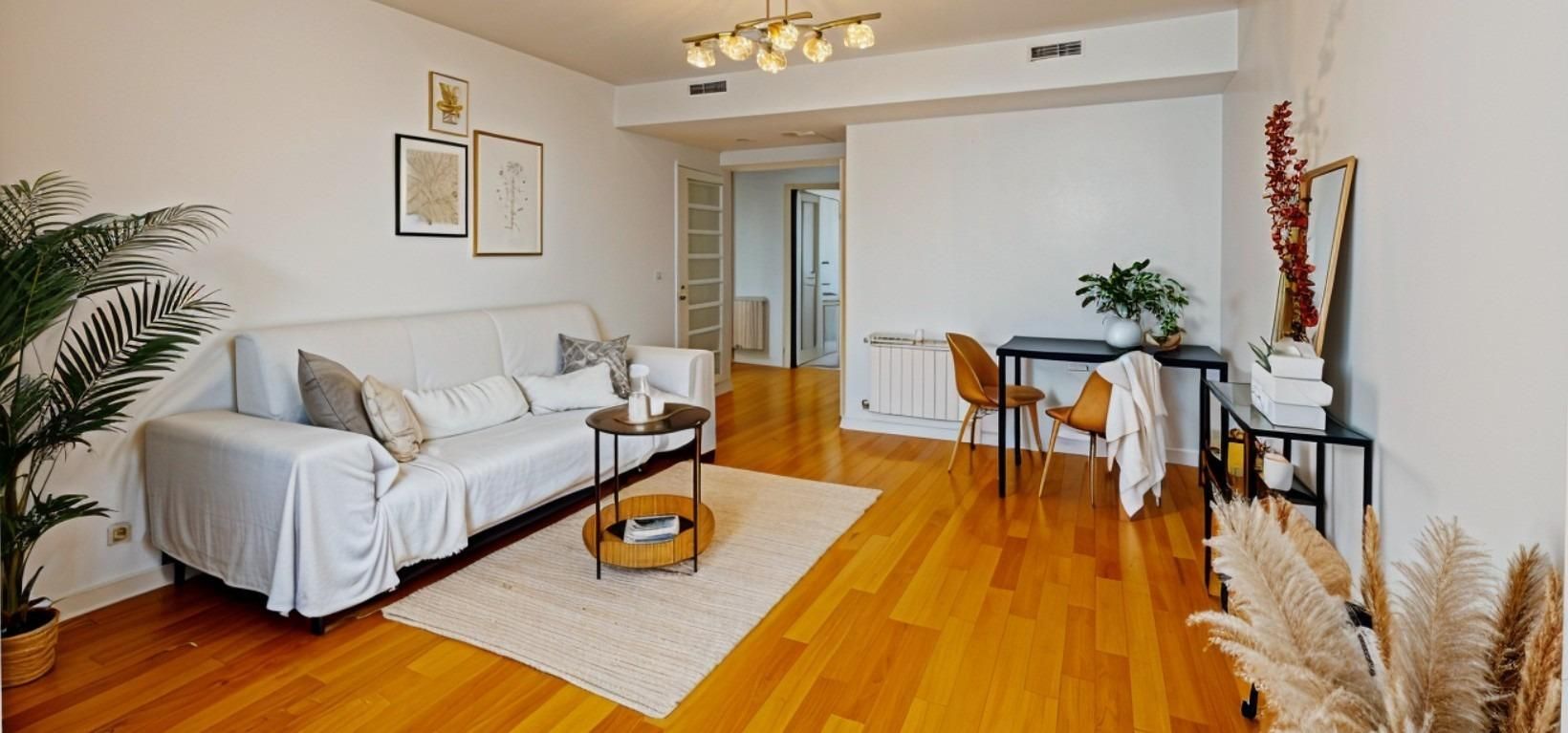 Living room of Flat for sale in  Madrid Capital  with Air Conditioner, Heating and Storage room
