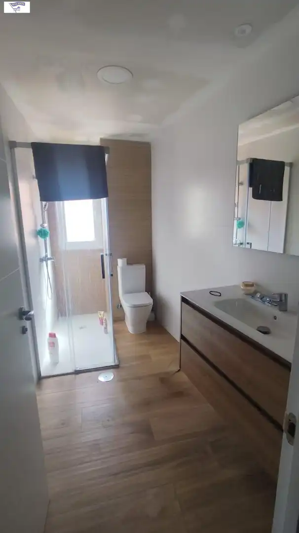 Badezimmer von Wohnung zur Miete in Albacete mit Heizung, Terrasse und Möbliert