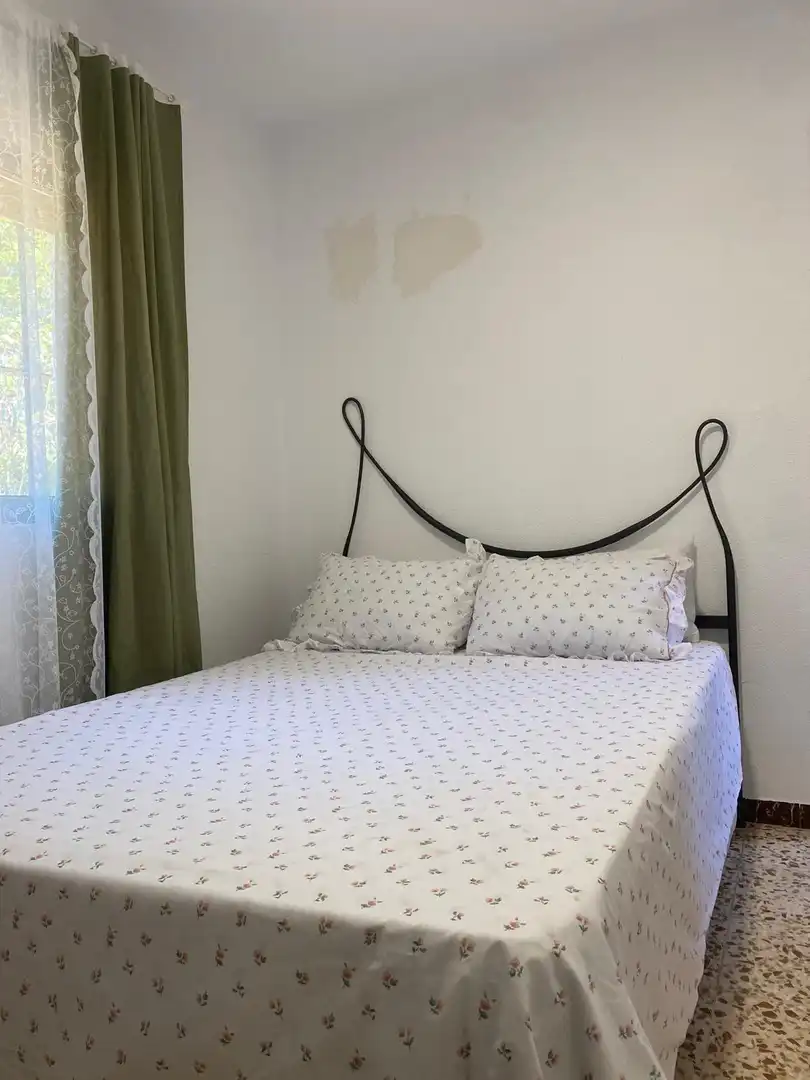 Dormitori de Casa o xalet en venda en Chiclana de la Frontera amb Jardí privat i Piscina