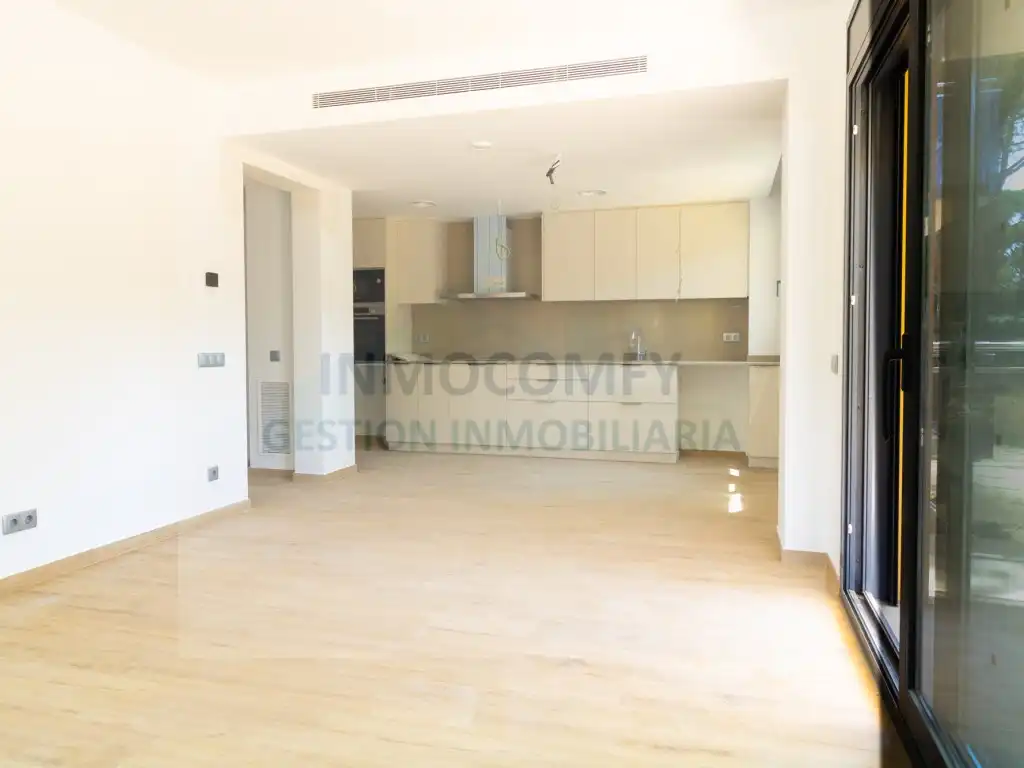 Piso con ascensor en venta en Calle De La Torre Mora 33, imagen 24
