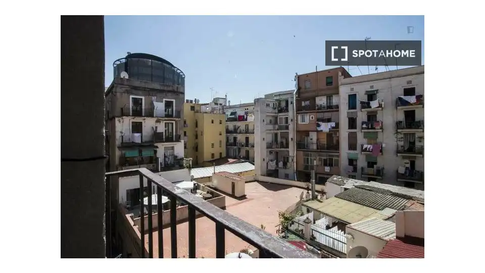 Piso con terraza en alquiler en Ciutat Vella, imagen 9