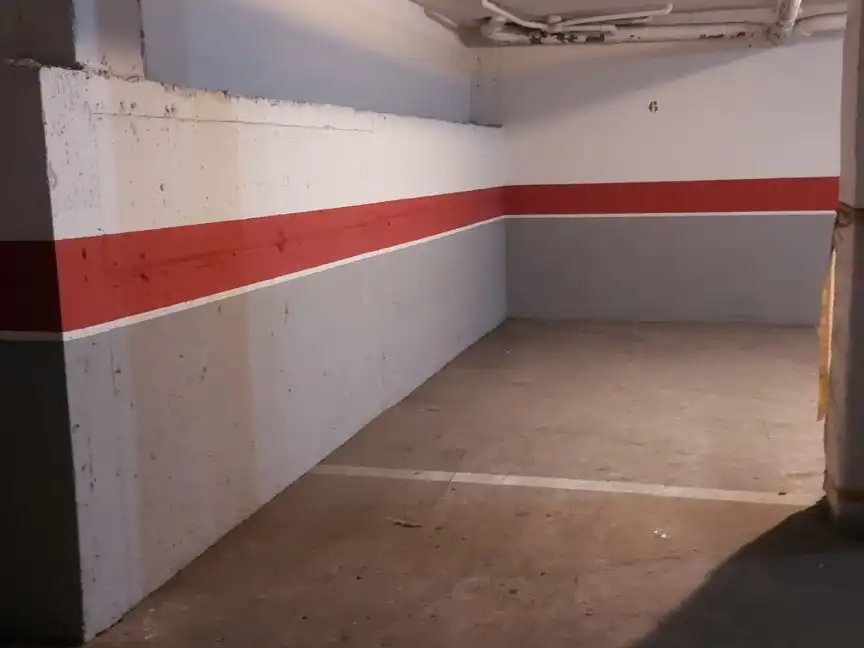 Parkplatz von Garage zur Miete in Valverde de la Virgen
